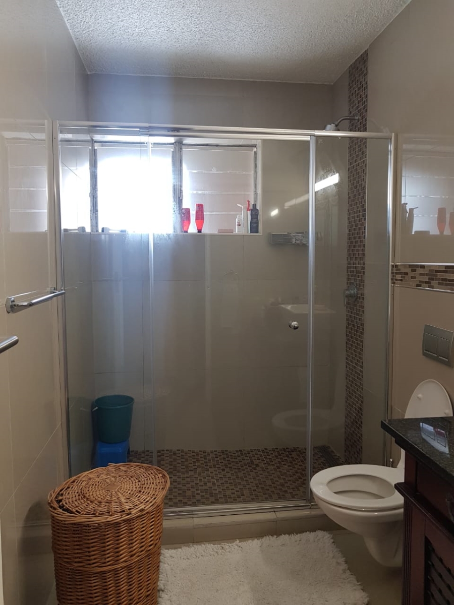 2 Bedroom Property for Sale in Esplanade KwaZulu-Natal