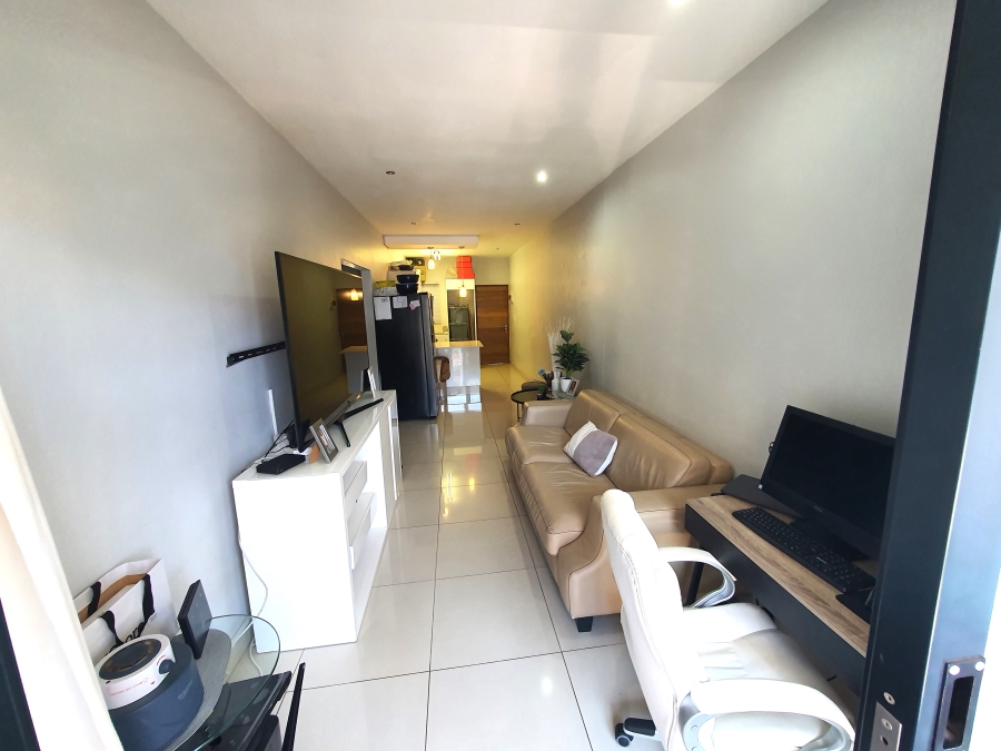 2 Bedroom Property for Sale in New Town Centre KwaZulu-Natal