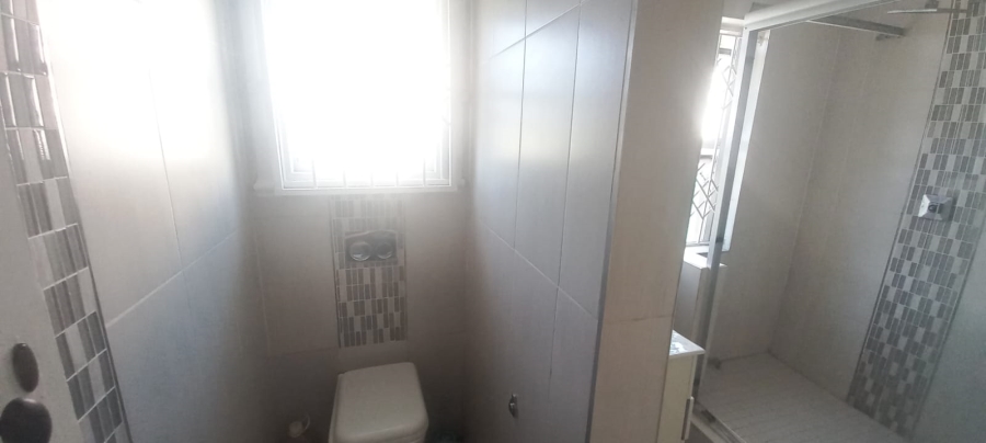 To Let 2 Bedroom Property for Rent in Glenwood KwaZulu-Natal