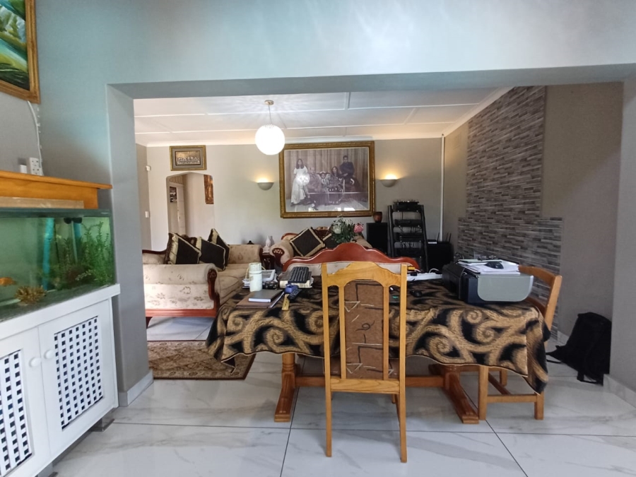 To Let 4 Bedroom Property for Rent in Durban North KwaZulu-Natal