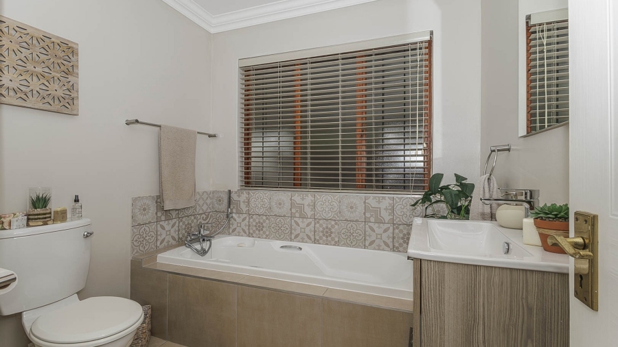 3 Bedroom Property for Sale in Hillcrest Central KwaZulu-Natal