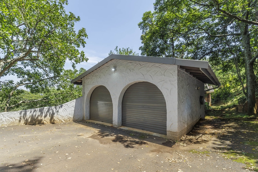 5 Bedroom Property for Sale in Dawncliffe KwaZulu-Natal