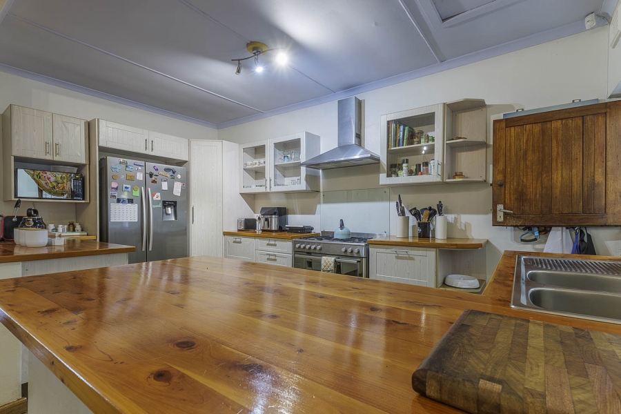 5 Bedroom Property for Sale in Dawncliffe KwaZulu-Natal