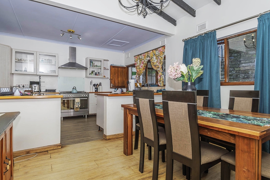 5 Bedroom Property for Sale in Dawncliffe KwaZulu-Natal