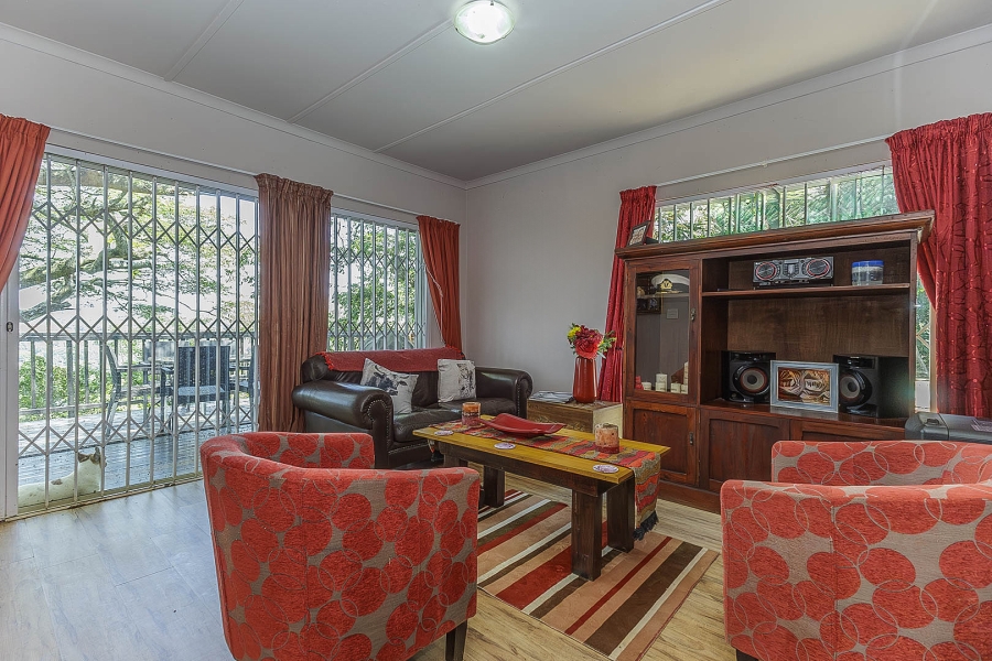 5 Bedroom Property for Sale in Dawncliffe KwaZulu-Natal