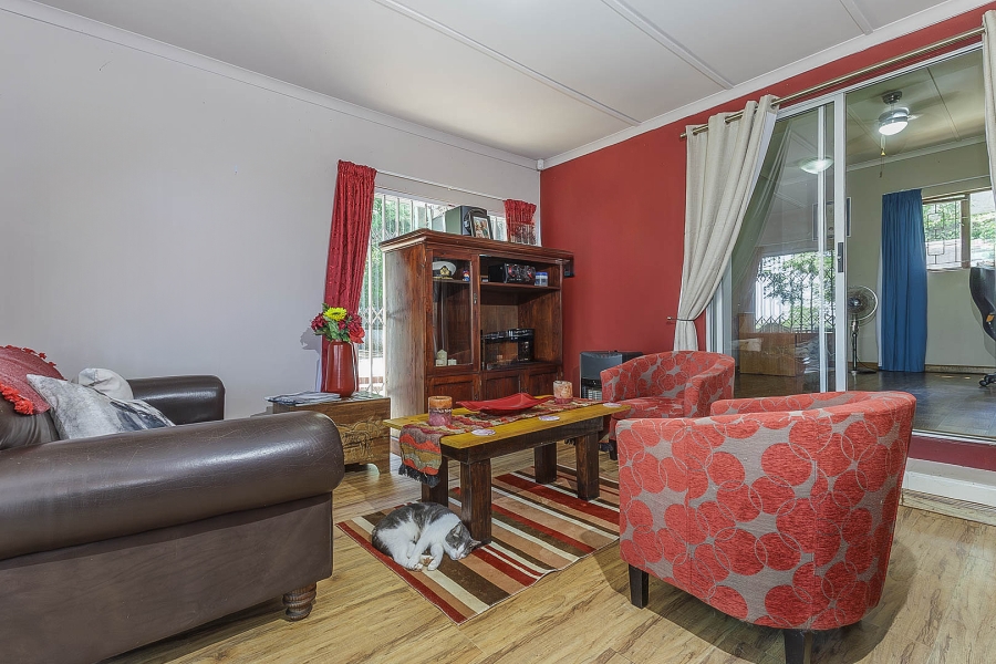 5 Bedroom Property for Sale in Dawncliffe KwaZulu-Natal