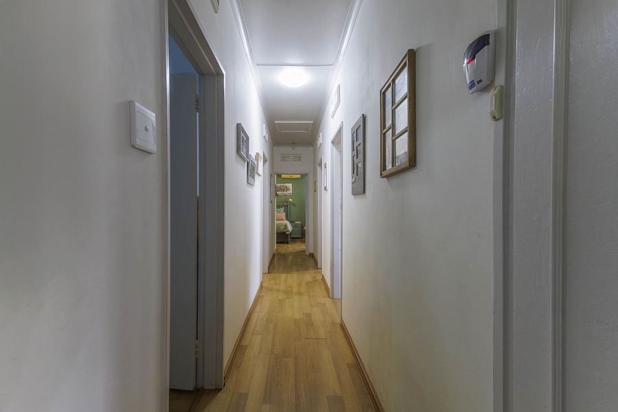 5 Bedroom Property for Sale in Dawncliffe KwaZulu-Natal