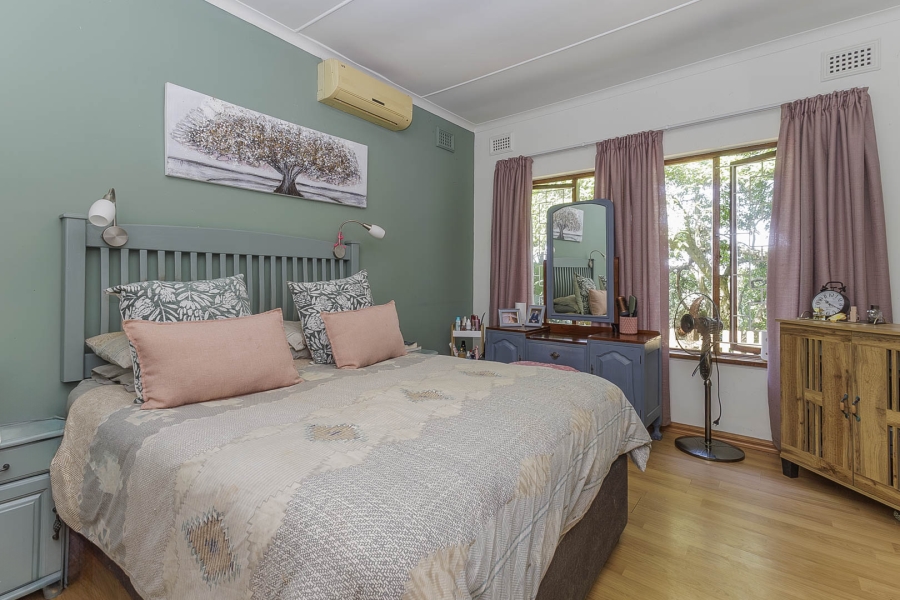 5 Bedroom Property for Sale in Dawncliffe KwaZulu-Natal