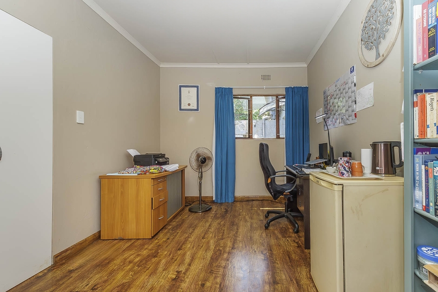 5 Bedroom Property for Sale in Dawncliffe KwaZulu-Natal