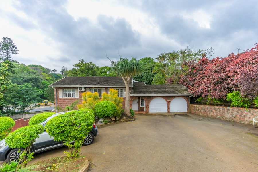 4 Bedroom Property for Sale in Dawncliffe KwaZulu-Natal