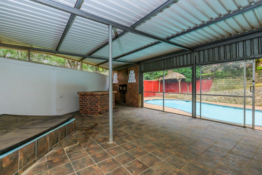 4 Bedroom Property for Sale in Dawncliffe KwaZulu-Natal