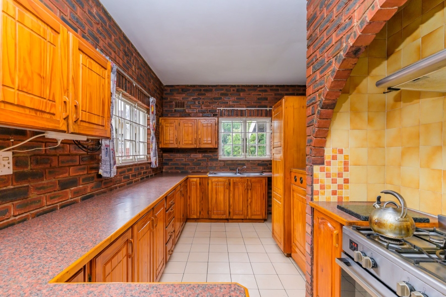 4 Bedroom Property for Sale in Dawncliffe KwaZulu-Natal