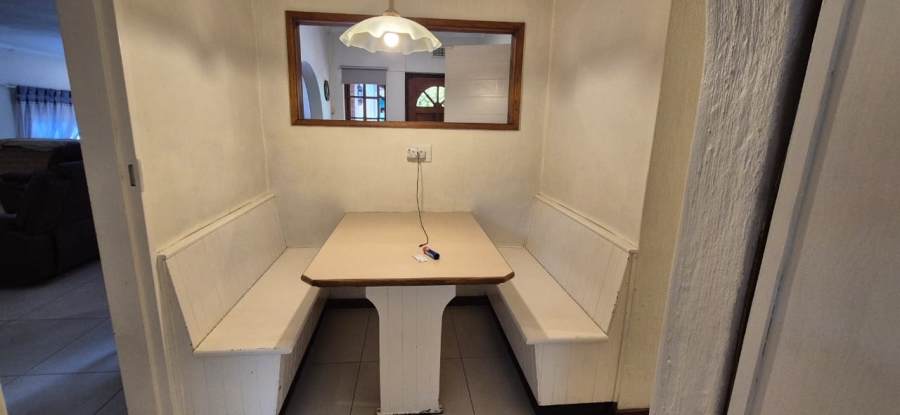 4 Bedroom Property for Sale in Kloof KwaZulu-Natal