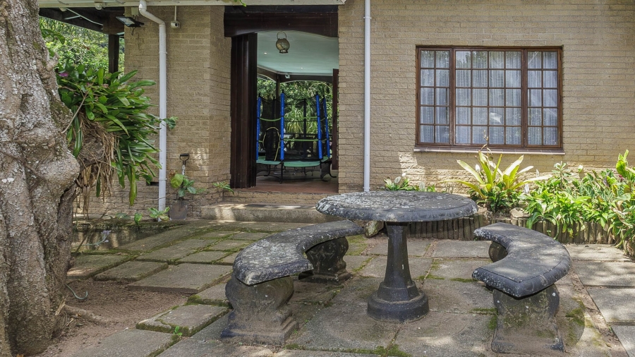 4 Bedroom Property for Sale in Kloof KwaZulu-Natal