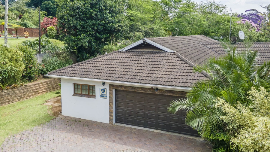 4 Bedroom Property for Sale in Kloof KwaZulu-Natal