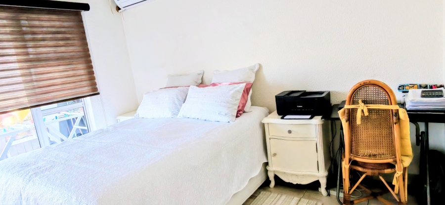 3 Bedroom Property for Sale in Newsel Beach KwaZulu-Natal