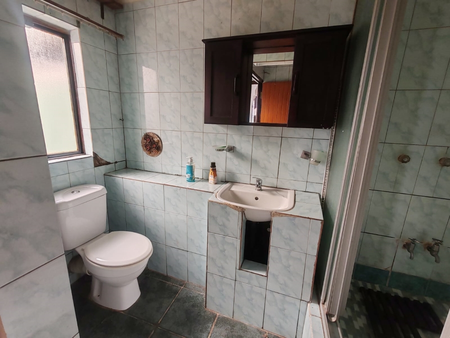 3 Bedroom Property for Sale in Northcroft KwaZulu-Natal