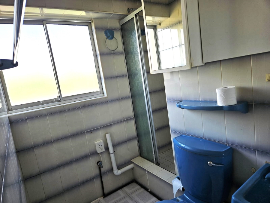 2 Bedroom Property for Sale in Amanzimtoti KwaZulu-Natal