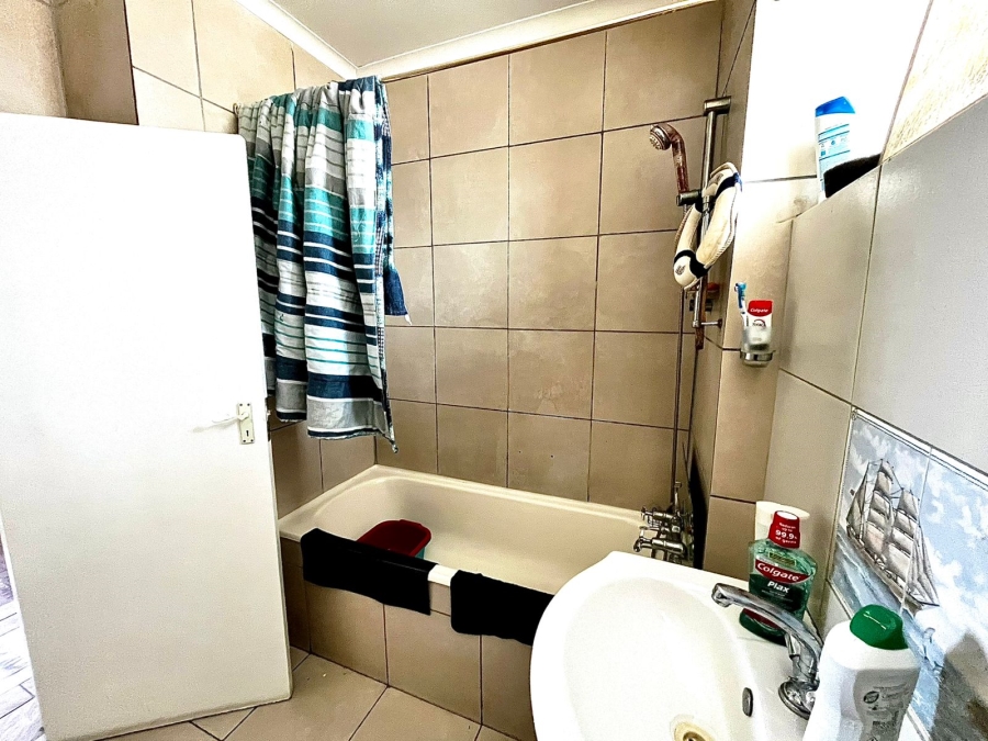 1 Bedroom Property for Sale in Bulwer KwaZulu-Natal