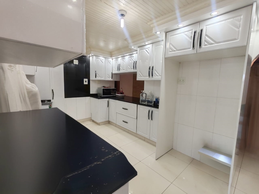 3 Bedroom Property for Sale in Lenham KwaZulu-Natal