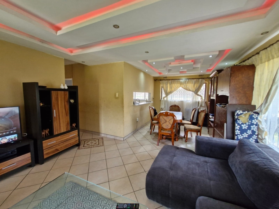 3 Bedroom Property for Sale in Bellair KwaZulu-Natal