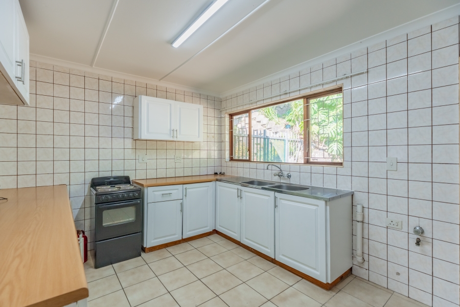 2 Bedroom Property for Sale in Kloof KwaZulu-Natal