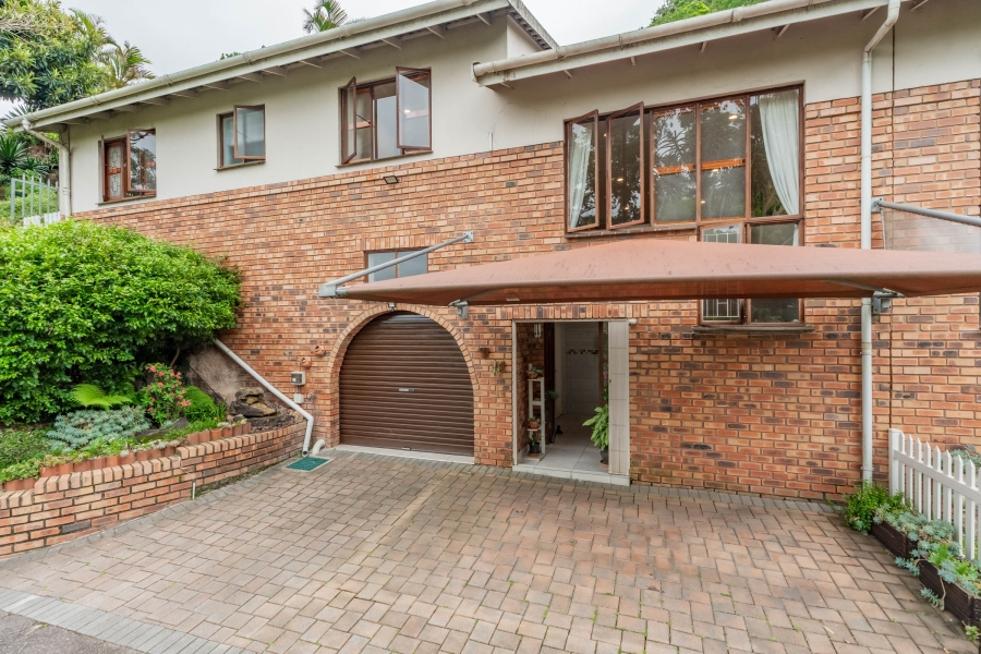 2 Bedroom Property for Sale in Kloof KwaZulu-Natal