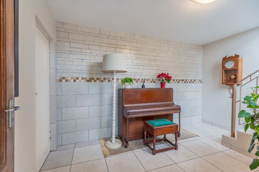 2 Bedroom Property for Sale in Kloof KwaZulu-Natal