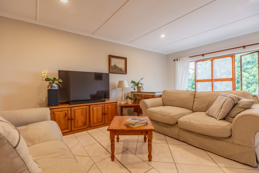 2 Bedroom Property for Sale in Kloof KwaZulu-Natal