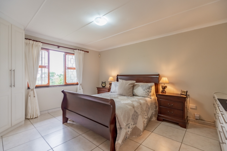 2 Bedroom Property for Sale in Kloof KwaZulu-Natal
