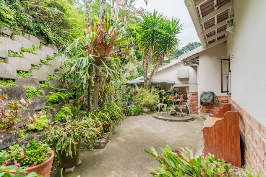 2 Bedroom Property for Sale in Kloof KwaZulu-Natal