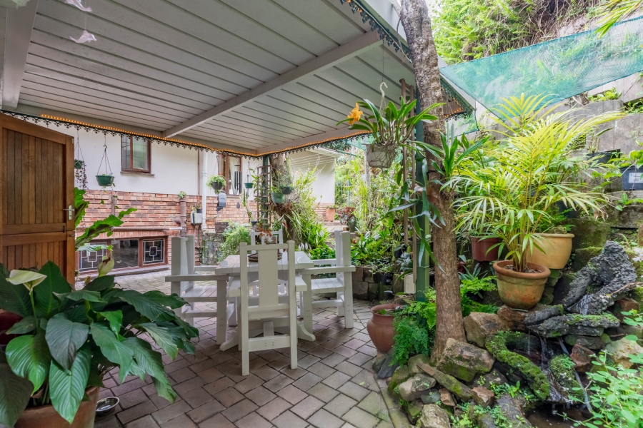 2 Bedroom Property for Sale in Kloof KwaZulu-Natal