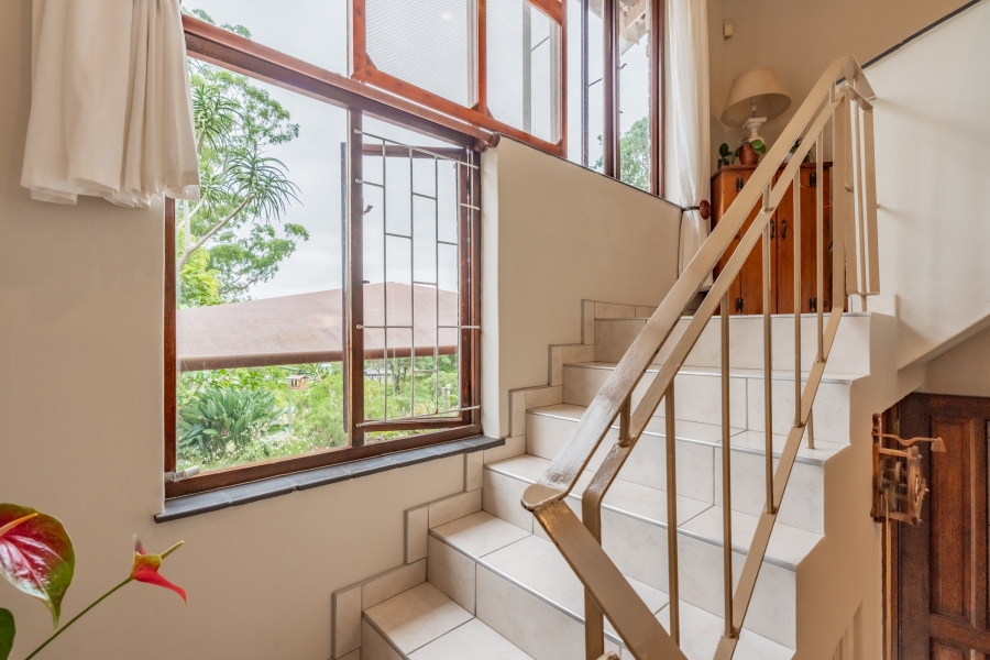 2 Bedroom Property for Sale in Kloof KwaZulu-Natal