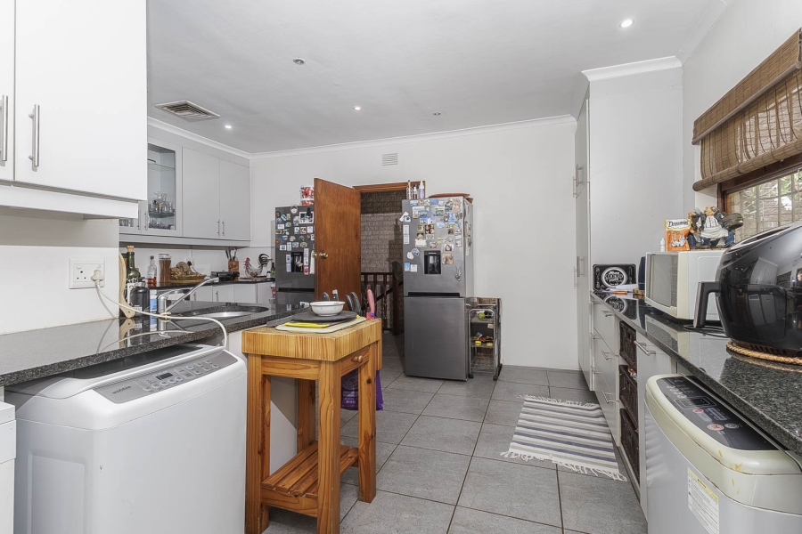 6 Bedroom Property for Sale in Westville Central KwaZulu-Natal