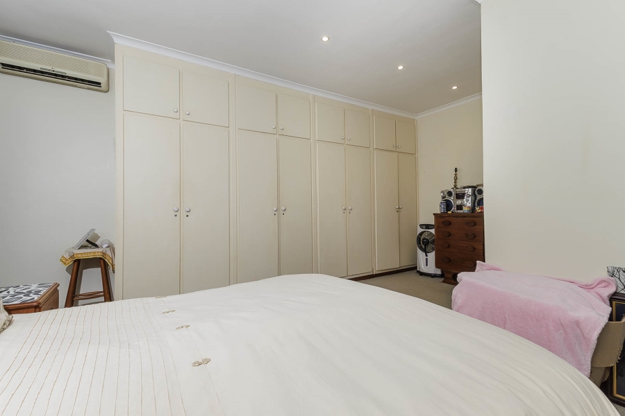 6 Bedroom Property for Sale in Westville Central KwaZulu-Natal