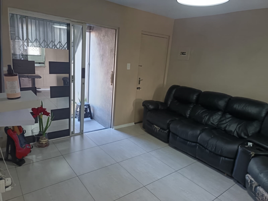 2 Bedroom Property for Sale in Waterval Park KwaZulu-Natal