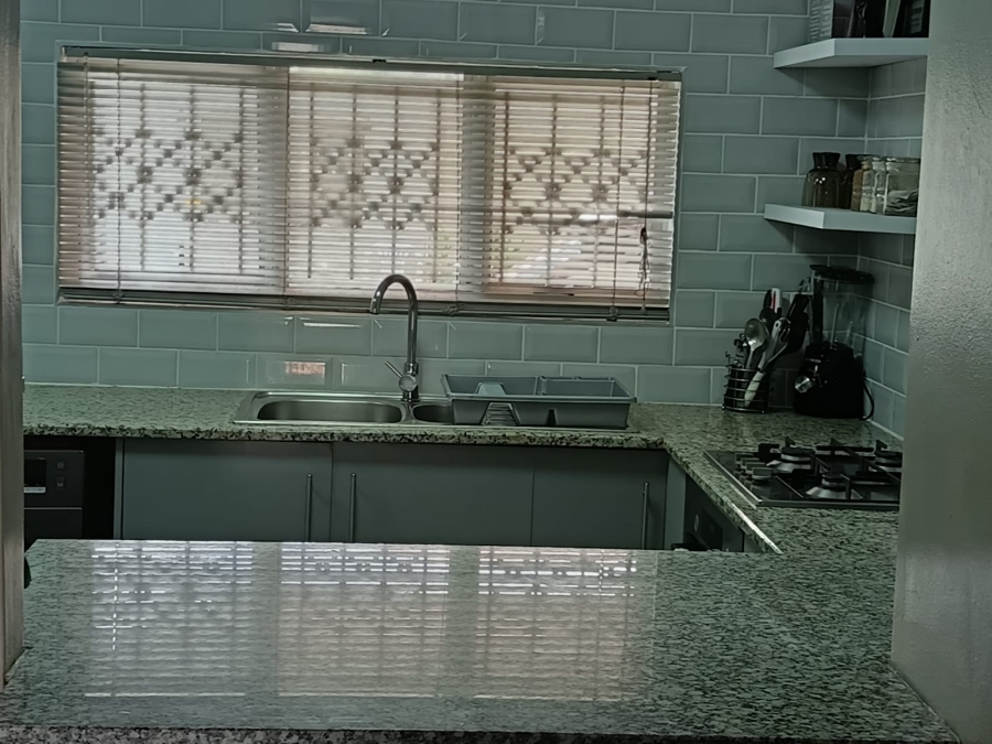 2 Bedroom Property for Sale in Waterval Park KwaZulu-Natal