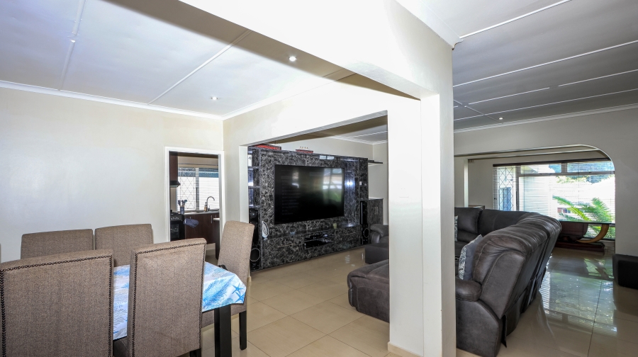 4 Bedroom Property for Sale in Herrwood Park KwaZulu-Natal