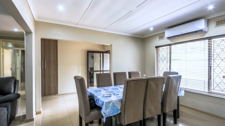 4 Bedroom Property for Sale in Herrwood Park KwaZulu-Natal