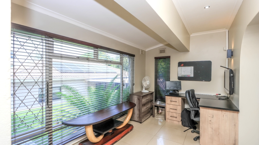 4 Bedroom Property for Sale in Herrwood Park KwaZulu-Natal