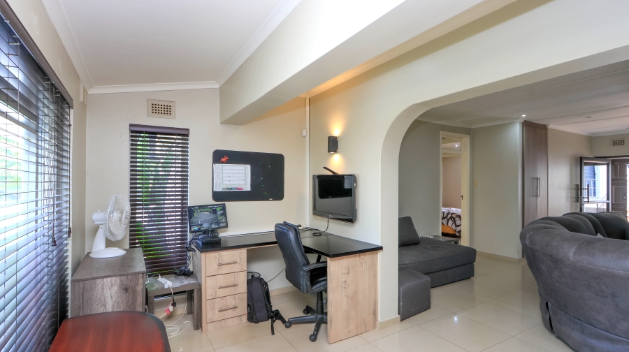 4 Bedroom Property for Sale in Herrwood Park KwaZulu-Natal