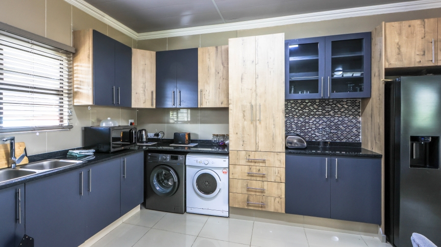 4 Bedroom Property for Sale in Herrwood Park KwaZulu-Natal