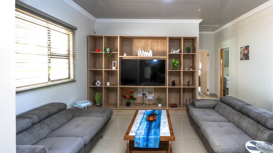 4 Bedroom Property for Sale in Herrwood Park KwaZulu-Natal