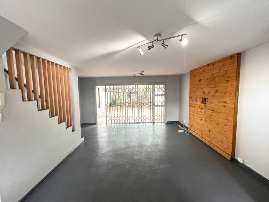 3 Bedroom Property for Sale in Windermere KwaZulu-Natal