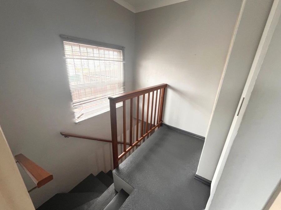 3 Bedroom Property for Sale in Windermere KwaZulu-Natal