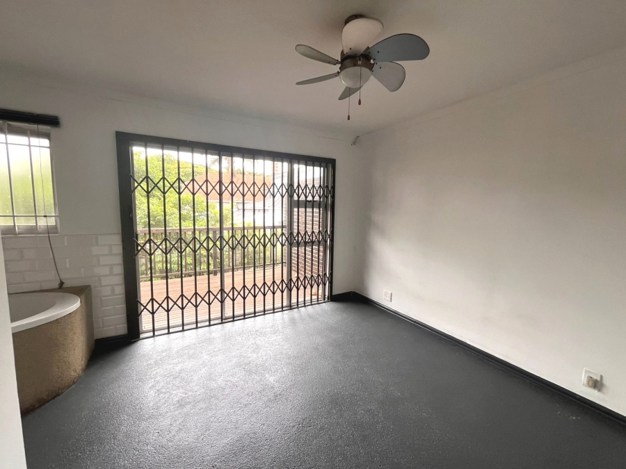 3 Bedroom Property for Sale in Windermere KwaZulu-Natal