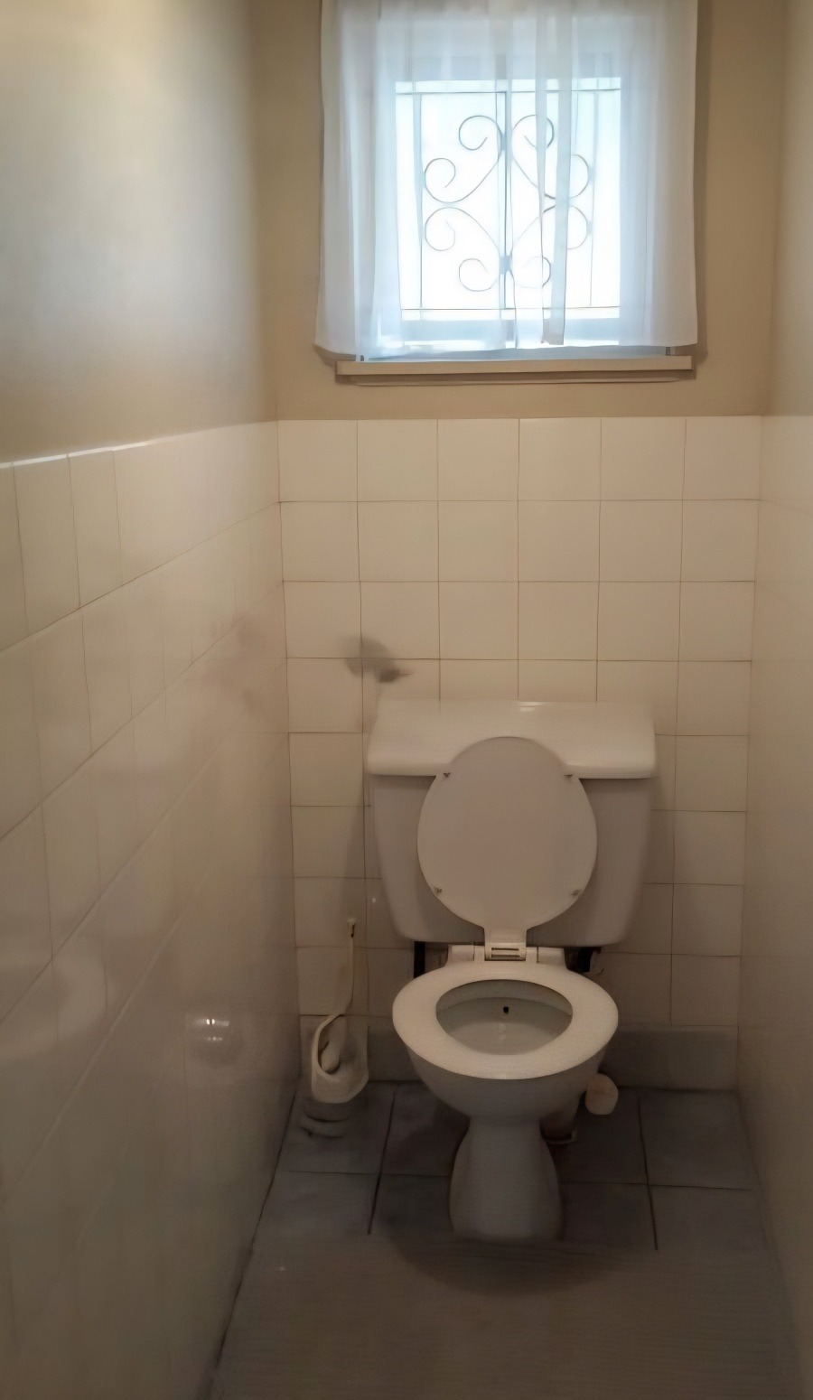 To Let 4 Bedroom Property for Rent in Kloof KwaZulu-Natal