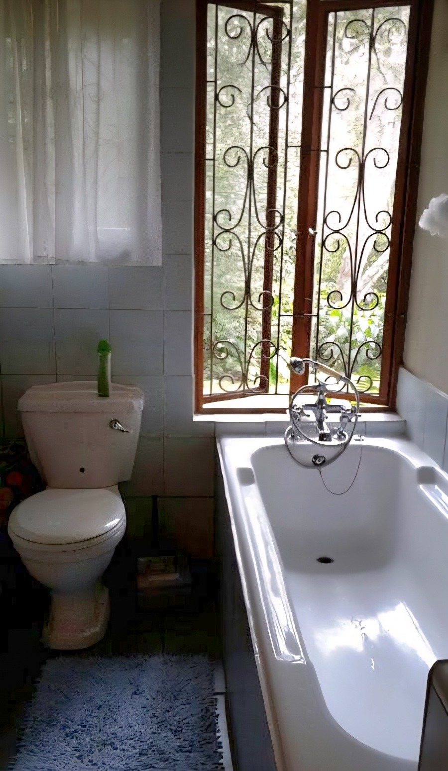 To Let 4 Bedroom Property for Rent in Kloof KwaZulu-Natal