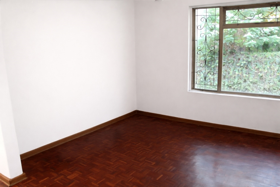 To Let 4 Bedroom Property for Rent in Kloof KwaZulu-Natal