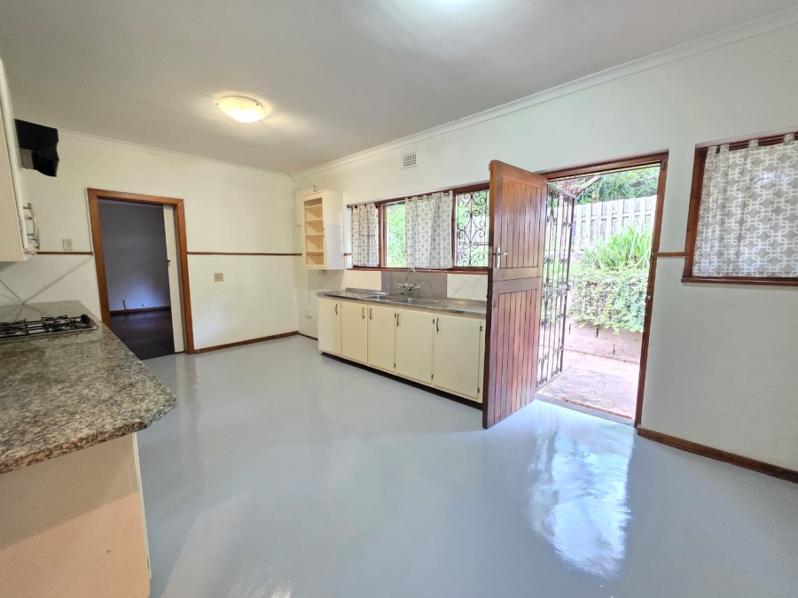 4 Bedroom Property for Sale in Kloof KwaZulu-Natal